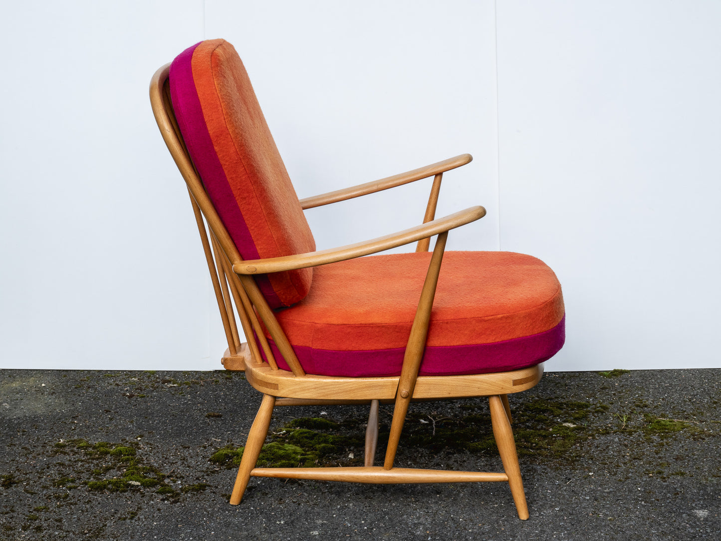 Ercol Windsor 335 Armchair - Fully Restored - Choice of Colours - Two Tone