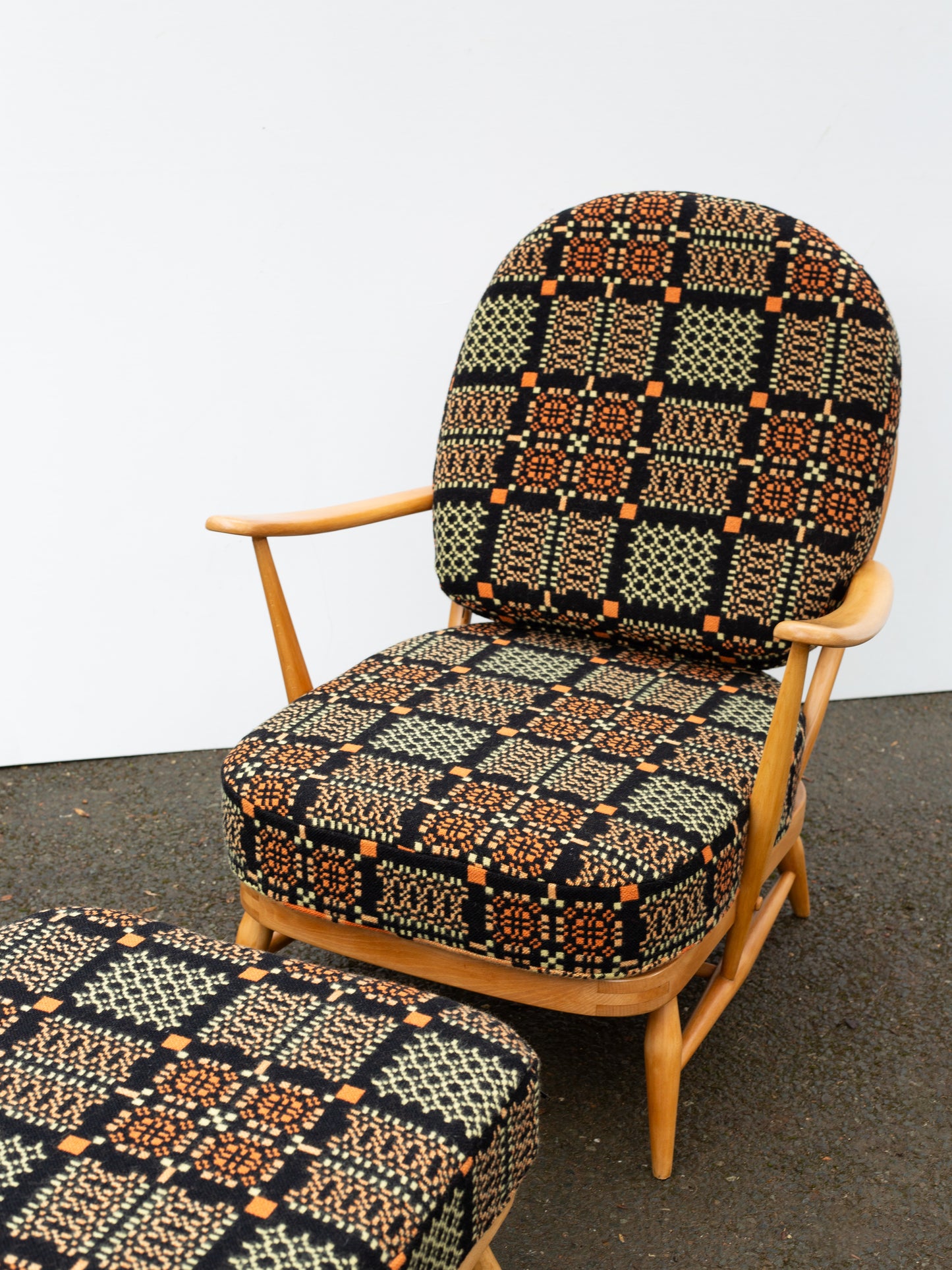 Ercol 203 Armchair - Welsh Tapestry