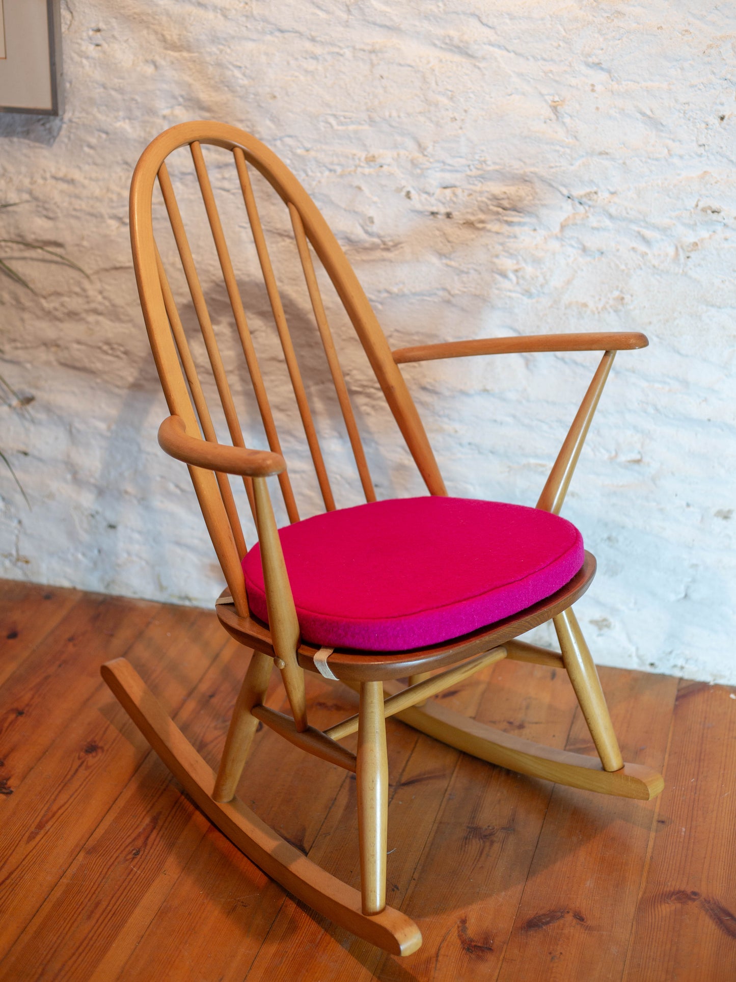 Ercol Quaker 428 Rocking Chair - Fully Restored - Hot Pink Cushion